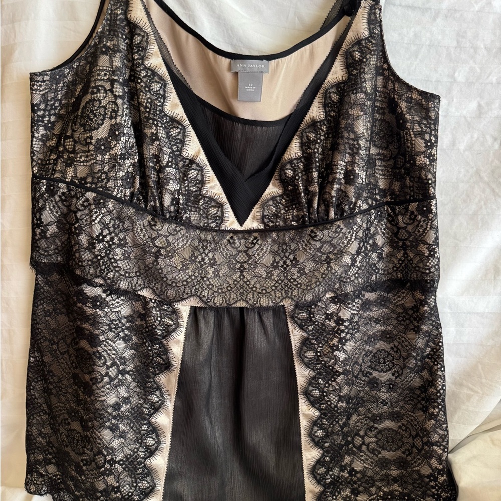 Ann Taylor Black and Cream Lace V-Neck Top